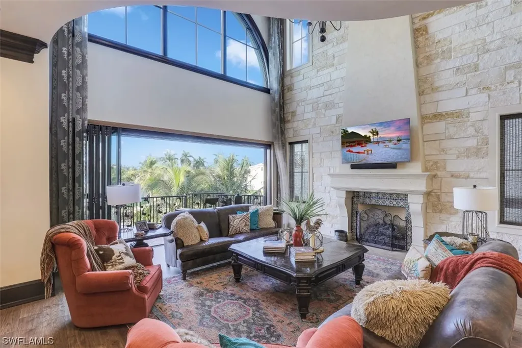10080 Gulf Shore Drive Naples FL 34108