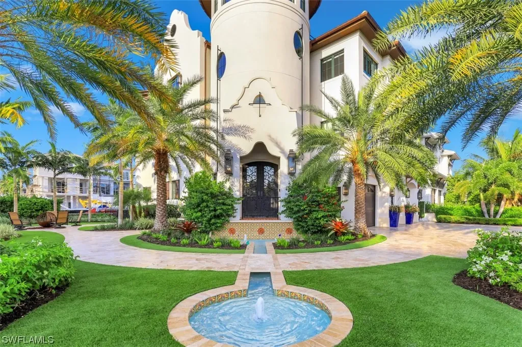 10080 Gulf Shore Drive Naples FL 34108