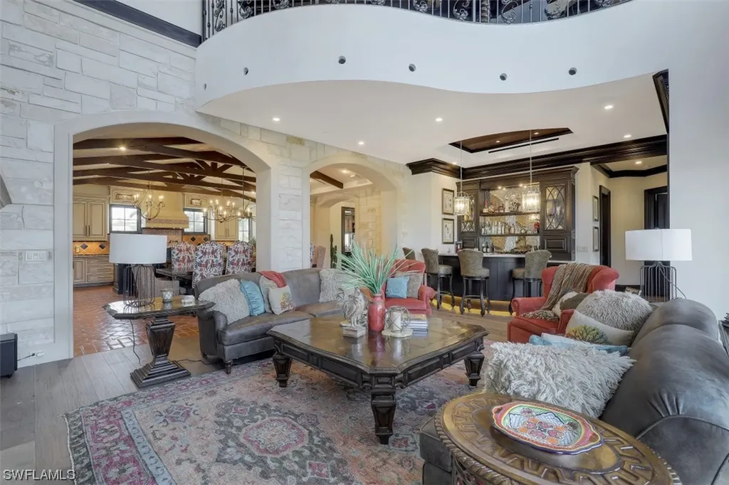 10080 Gulf Shore Drive Naples FL 34108