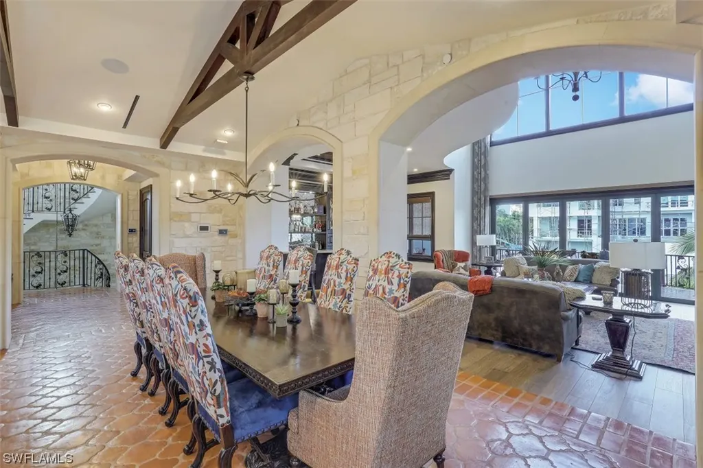 10080 Gulf Shore Drive Naples FL 34108