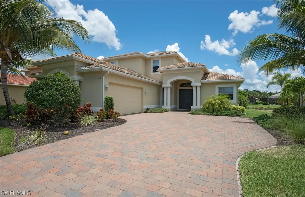 295 Saddlebrook Lane Naples FL 34110