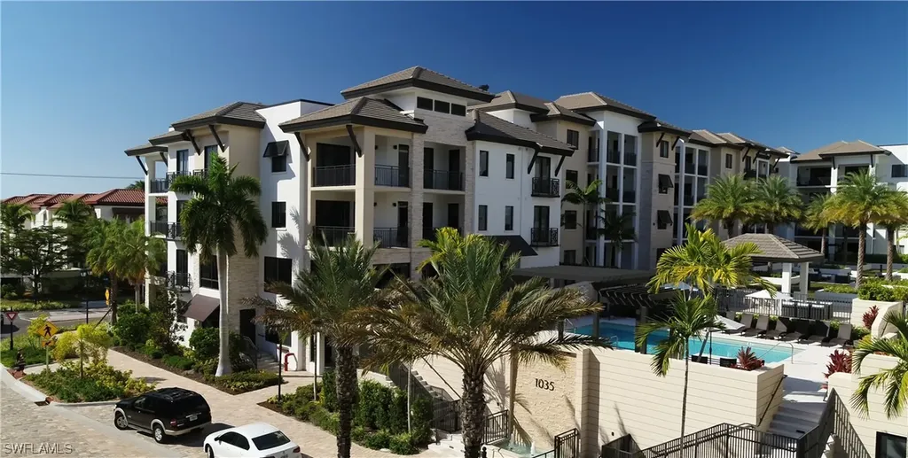 1130 3rd Avenue S Naples FL 34102