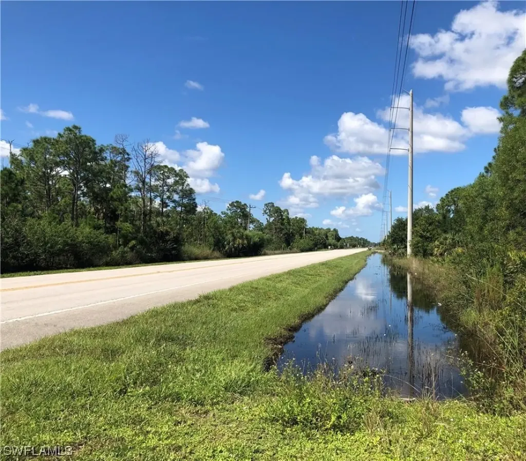19665 Immokalee Road Naples FL 34120