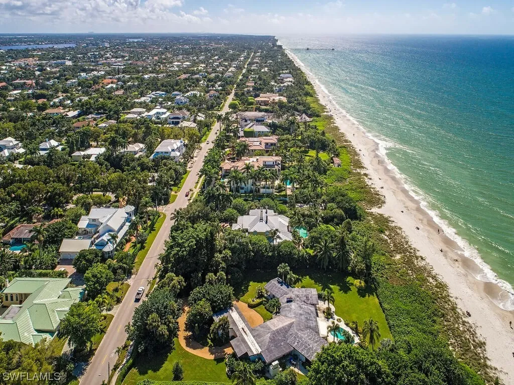 275 Gulf Shore Boulevard N Naples FL 34102