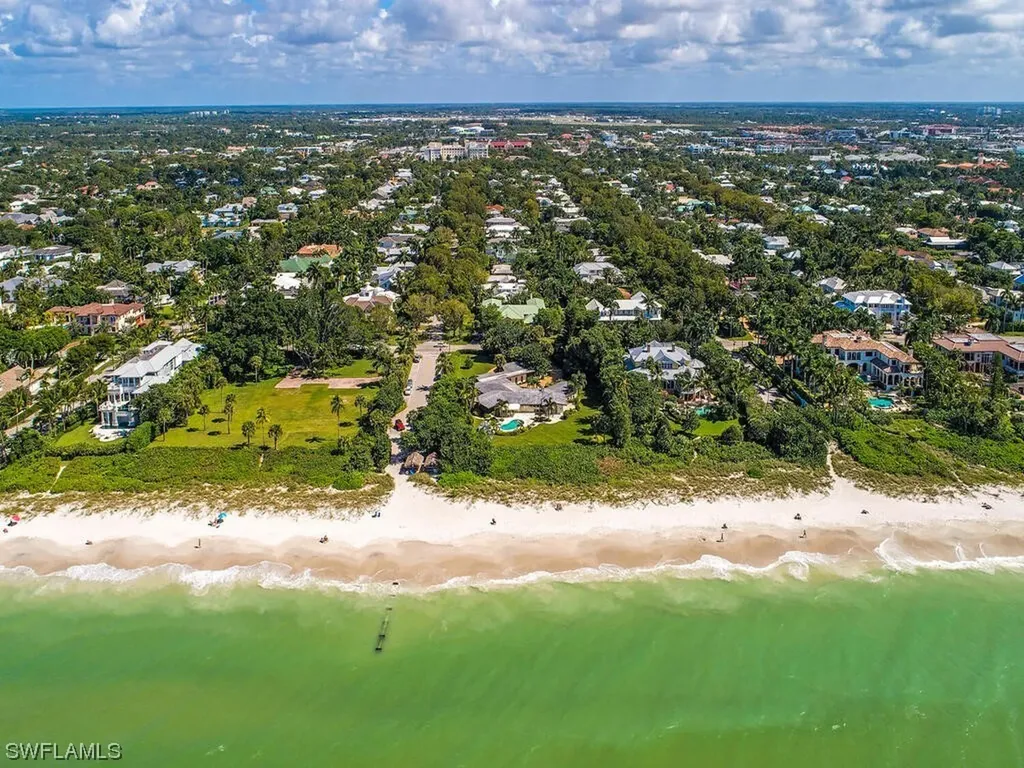 275 Gulf Shore Boulevard N Naples FL 34102