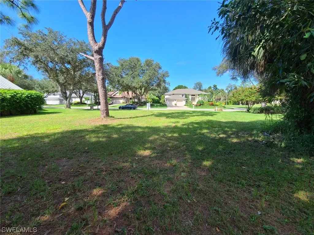 353 Sharwood Drive Naples FL 34110