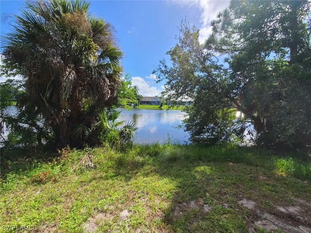 353 Sharwood Drive Naples FL 34110