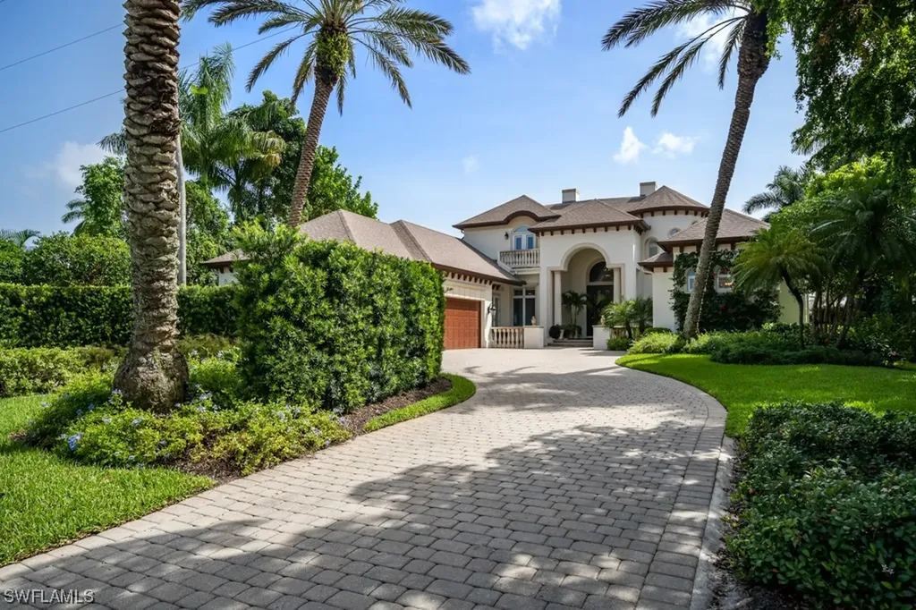 Naples FL, 3405 Gin Lane