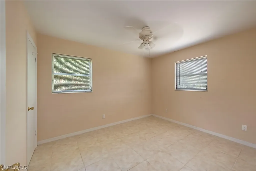 518 14th Street N Naples FL 34102