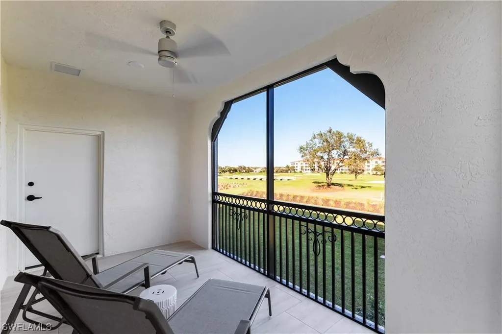 16347 Viansa Way Naples FL 34110