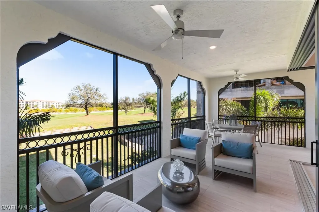 16347 Viansa Way Naples FL 34110