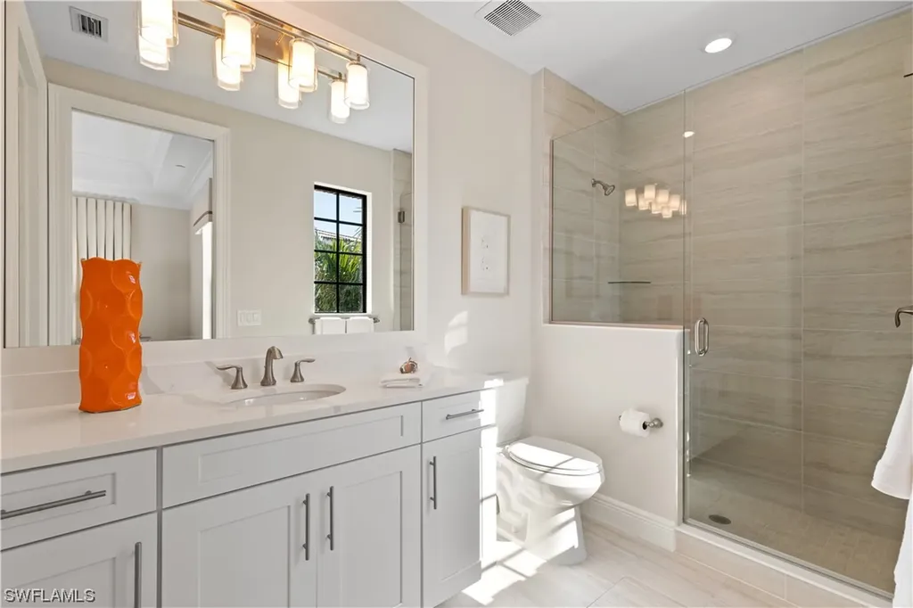 16347 Viansa Way Naples FL 34110