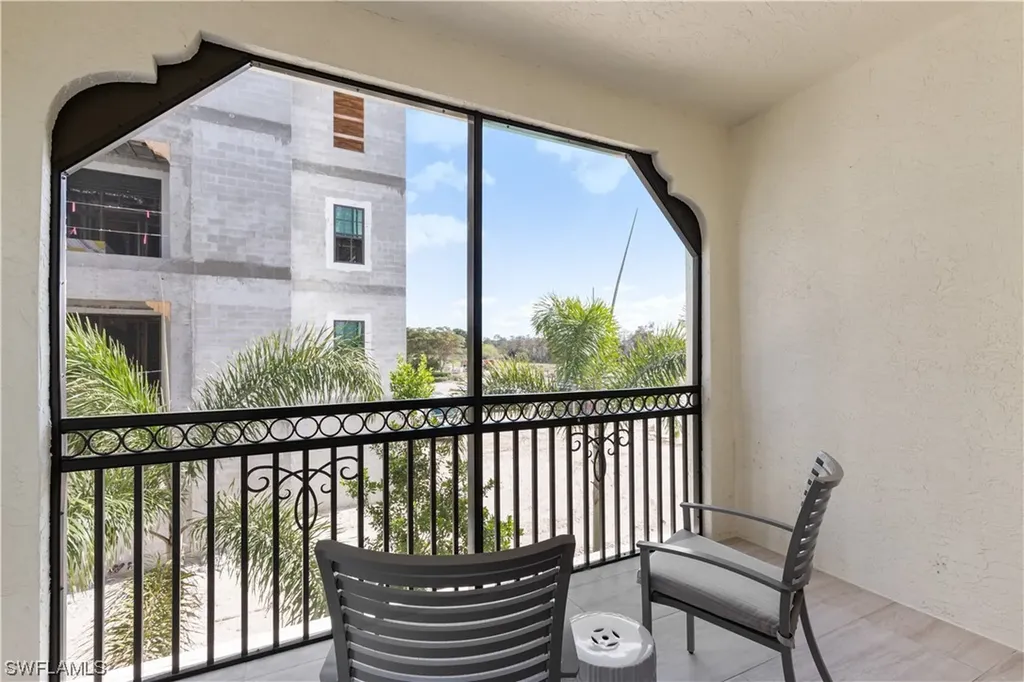 16347 Viansa Way Naples FL 34110