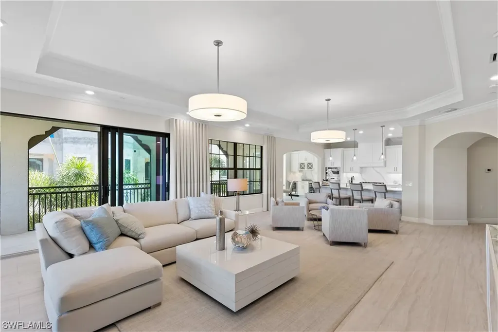 16347 Viansa Way Naples FL 34110