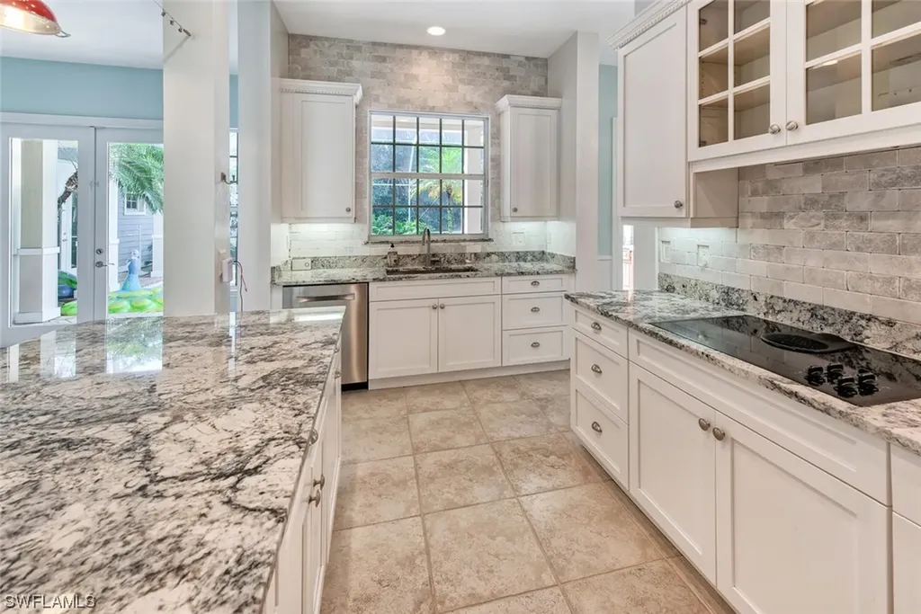 548 Carpenter Court Naples FL 34110