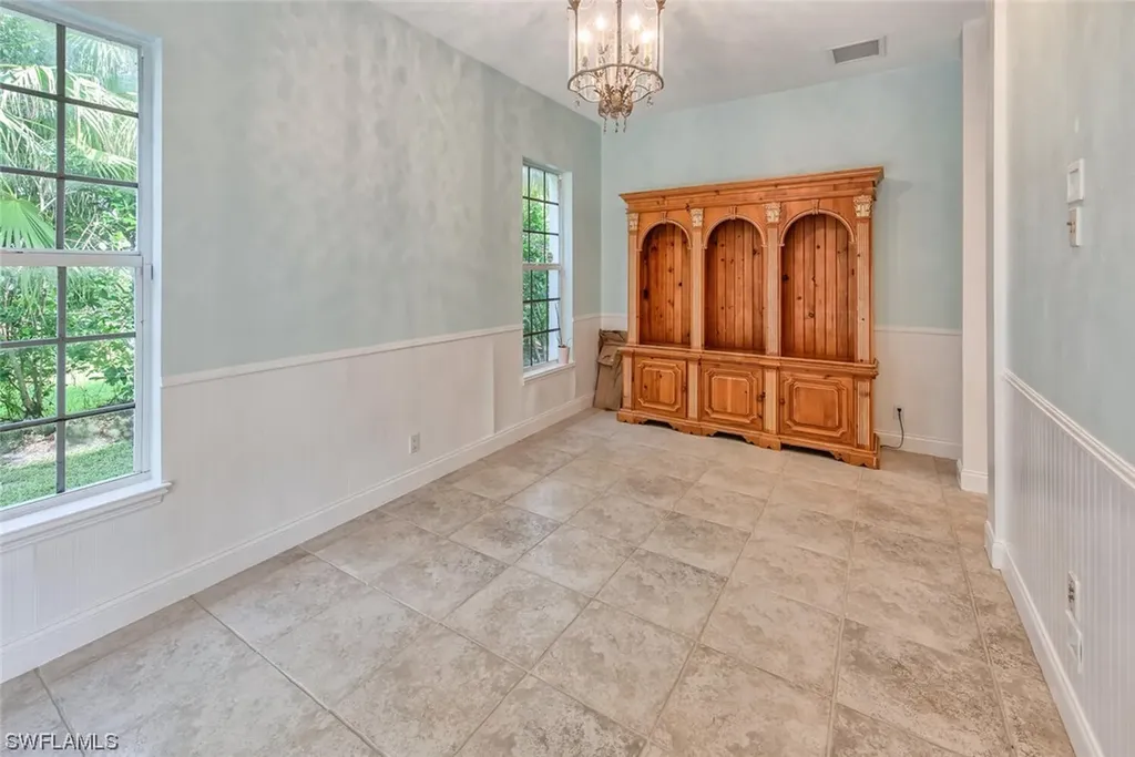 548 Carpenter Court Naples FL 34110