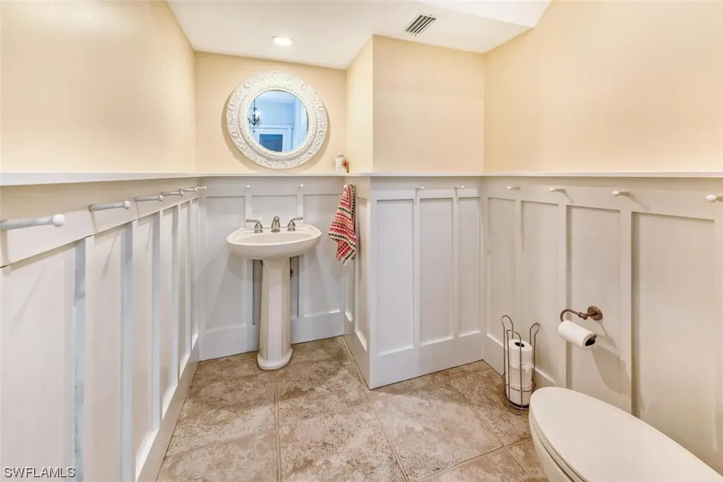 548 Carpenter Court Naples FL 34110