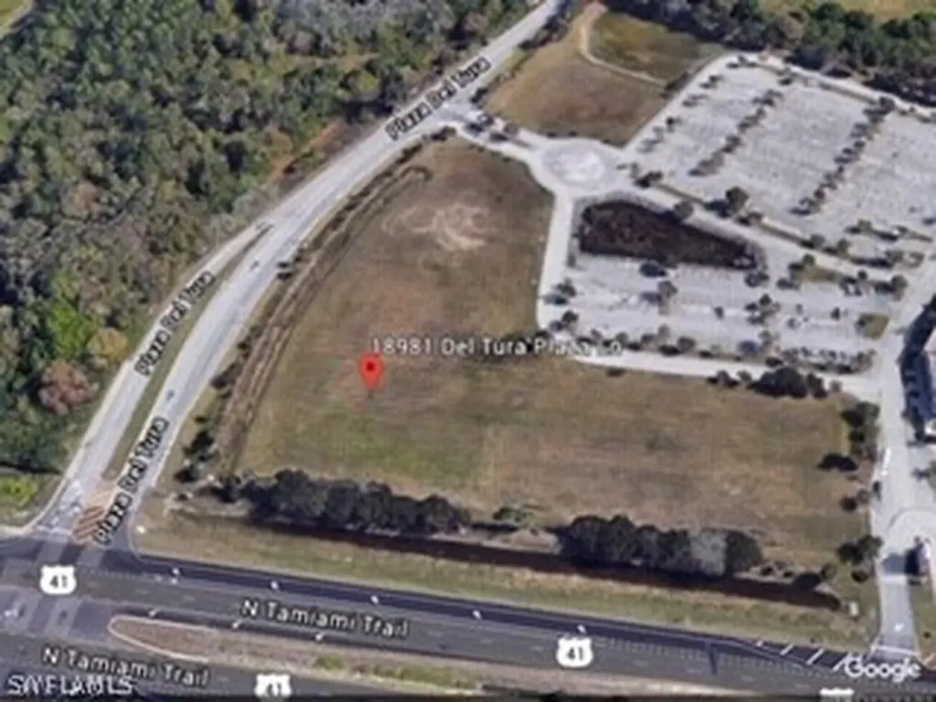 18981 Del Tura Plaza Lane North Fort Myers FL 33903
