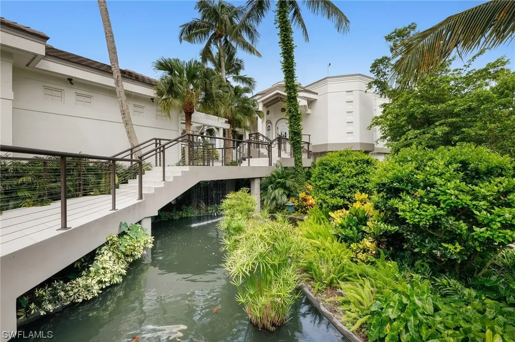 8808 La Palma Lane Naples FL 34108