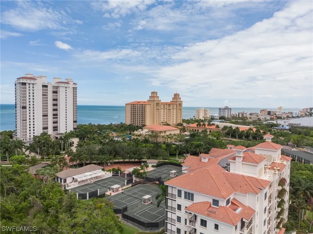8808 La Palma Lane Naples FL 34108
