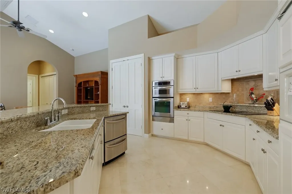 8808 La Palma Lane Naples FL 34108