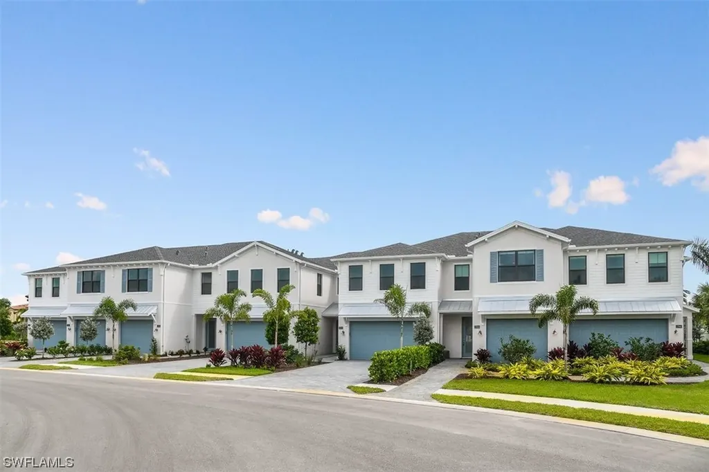 13061 Pembroke Drive Naples FL 34105