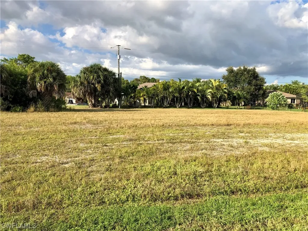 1911 Savona Parkway W Cape Coral FL 33914