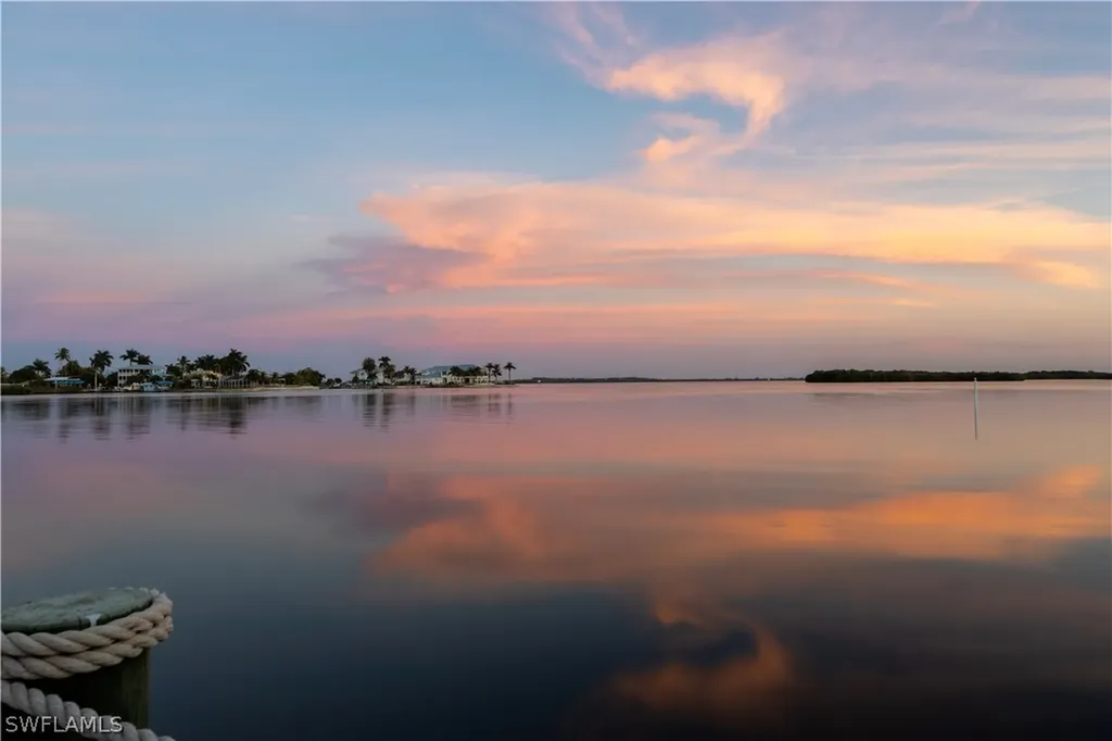 4741 Pine Island Road NW Matlacha FL 33993
