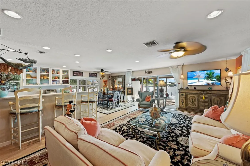4741 Pine Island Road NW Matlacha FL 33993