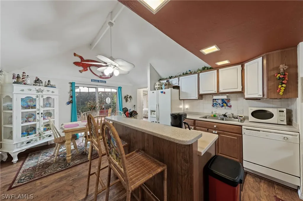 4741 Pine Island Road NW Matlacha FL 33993