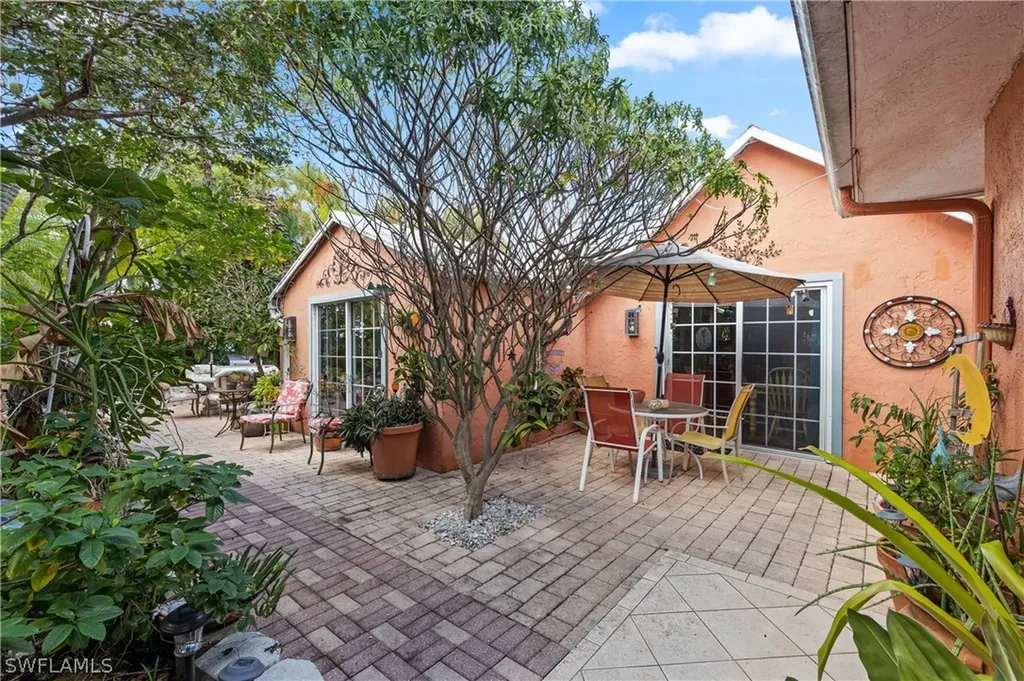 4741 Pine Island Road NW Matlacha FL 33993