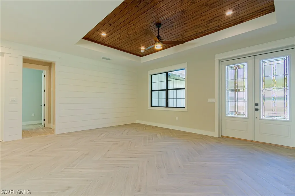 34 6th Street Bonita Springs FL 34134