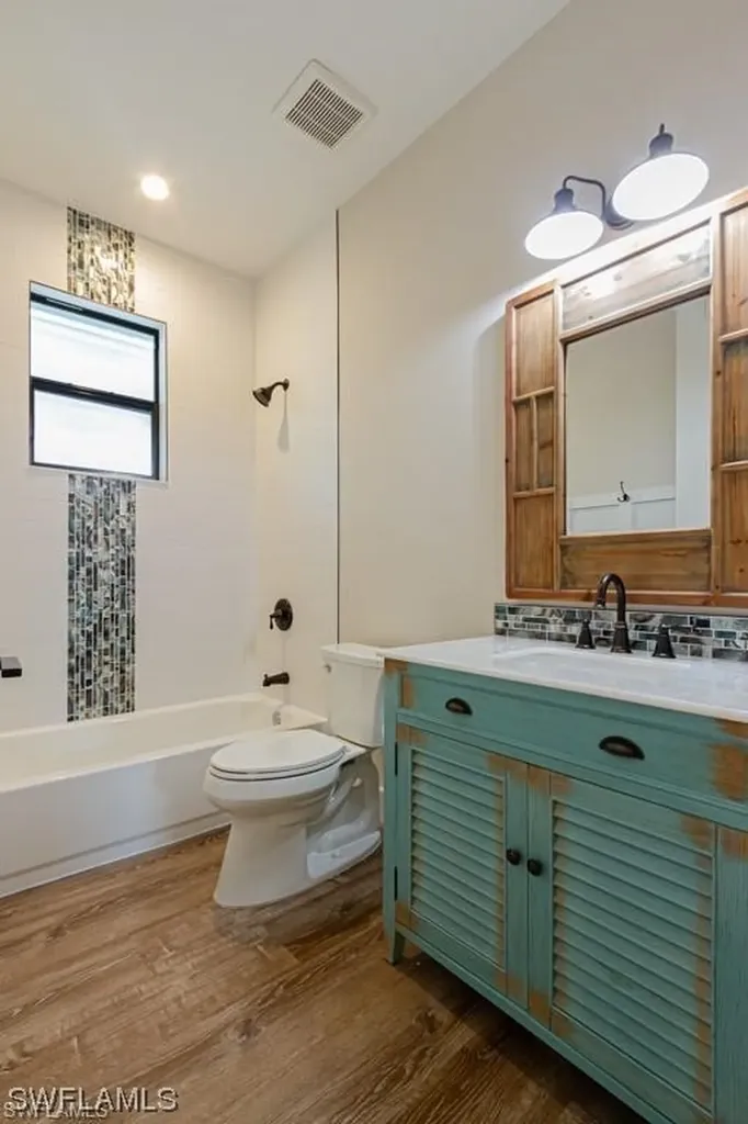 34 6th Street Bonita Springs FL 34134