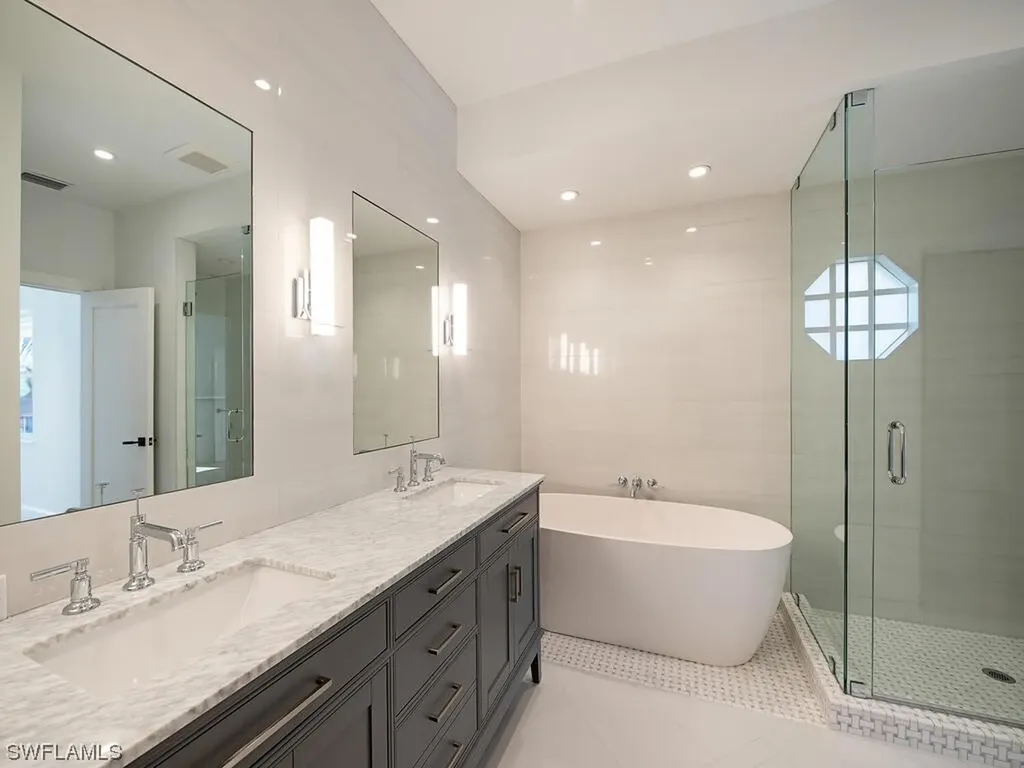 4705 Villa Mare Lane Naples FL 34103