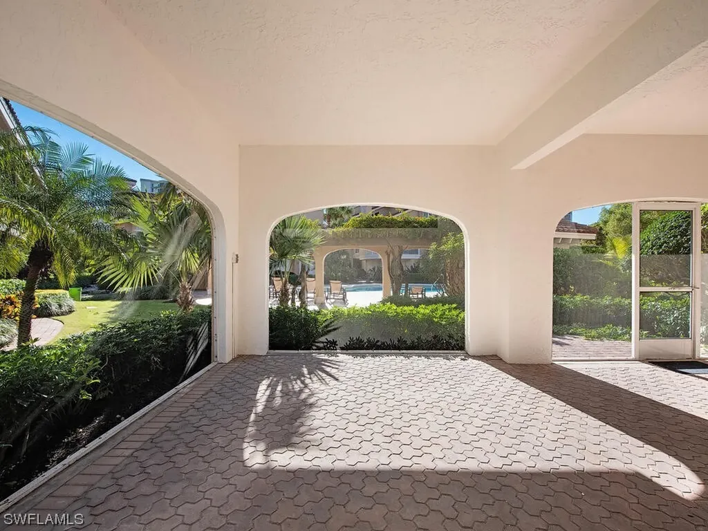 4705 Villa Mare Lane Naples FL 34103