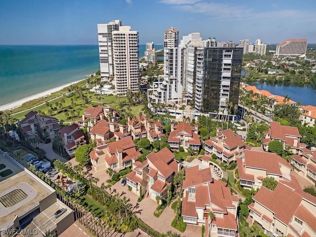 4705 Villa Mare Lane Naples FL 34103