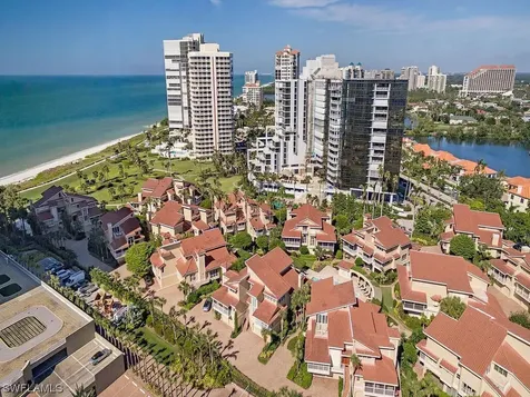 4705 Villa Mare Lane Naples FL 34103