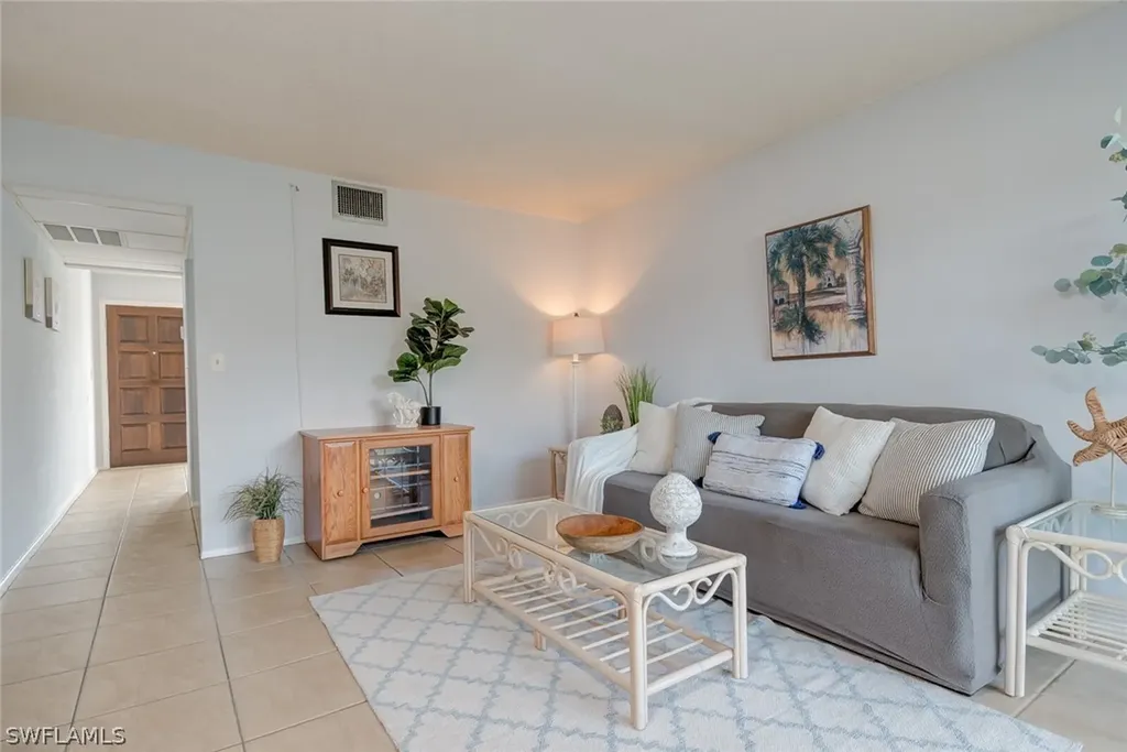 1485 Memoli Lane Fort Myers FL 33919