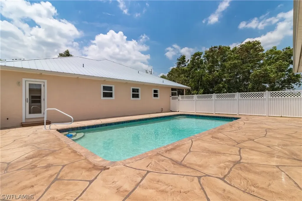 13775 Marquis Road Bokeelia FL 33922