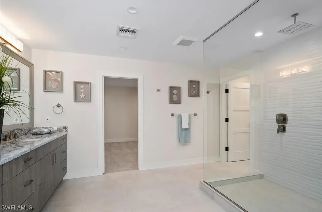 4834 West Boulevard Naples FL 34103
