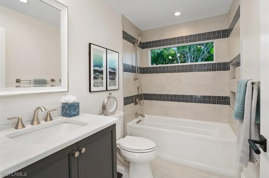 4834 West Boulevard Naples FL 34103