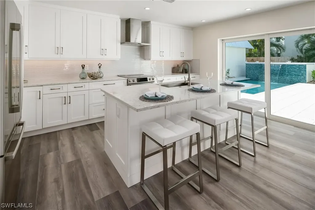 4834 West Boulevard Naples FL 34103