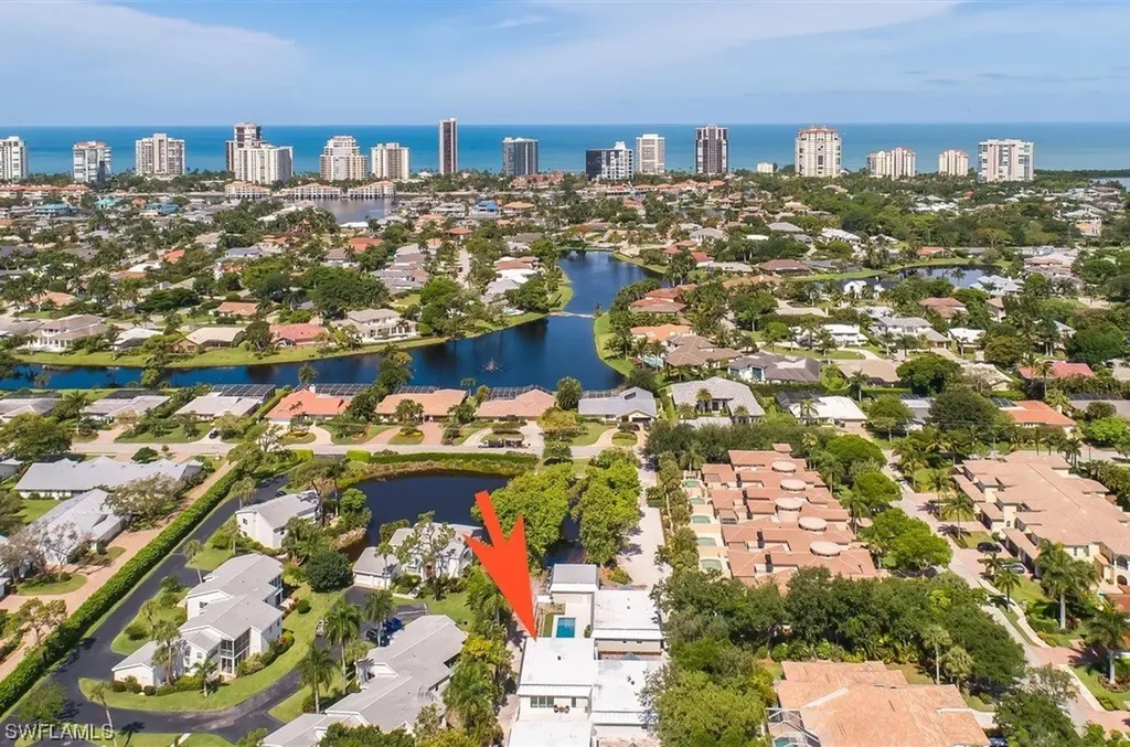 4834 West Boulevard Naples FL 34103