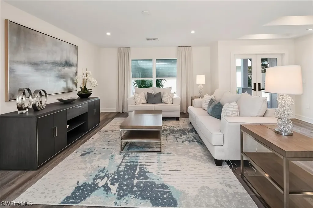 4834 West Boulevard Naples FL 34103