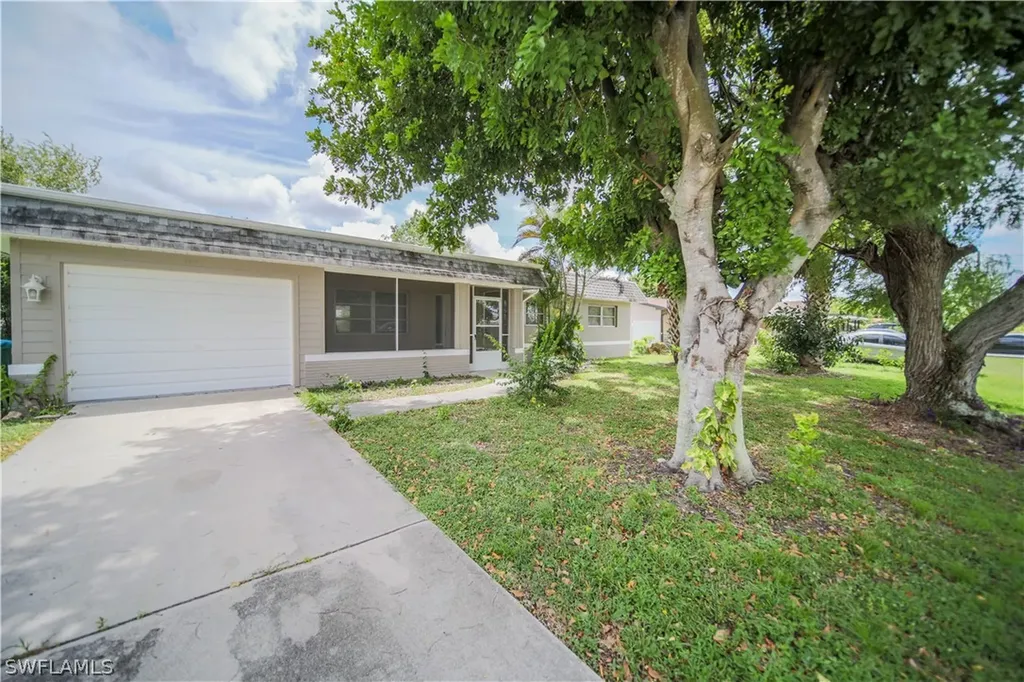 1410 NE Pine Island Lane Cape Coral FL 33909