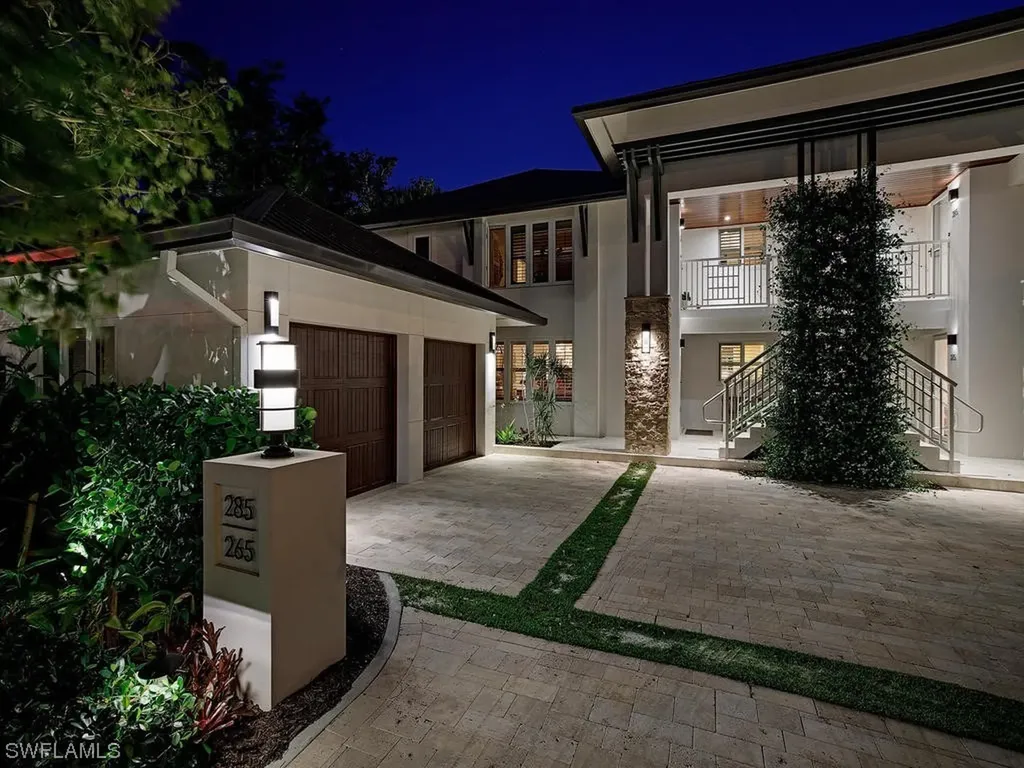 265 5th Avenue S Naples FL 34102