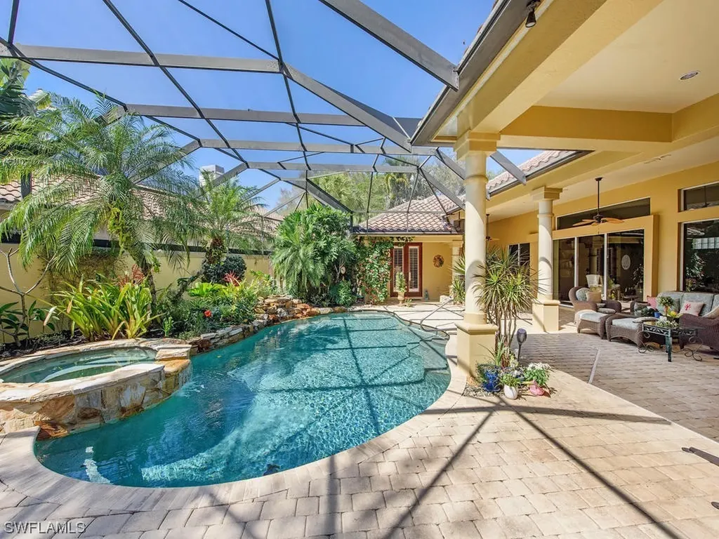 25095 Pinewater Cove Lane Bonita Springs FL 34134