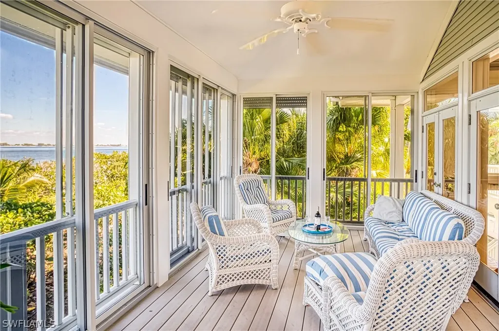 1349 Bay Drive Sanibel FL 33957