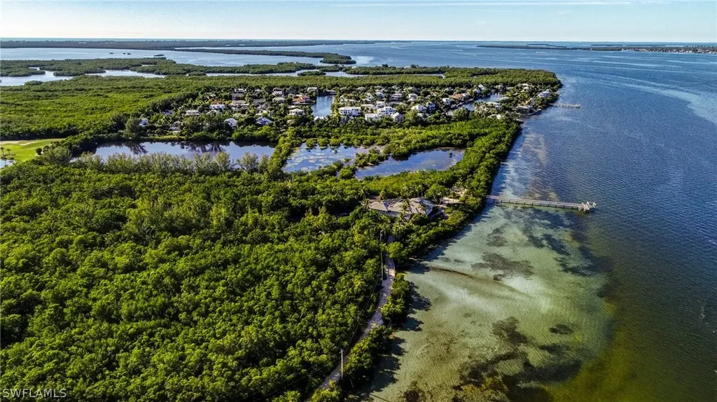 1349 Bay Drive Sanibel FL 33957