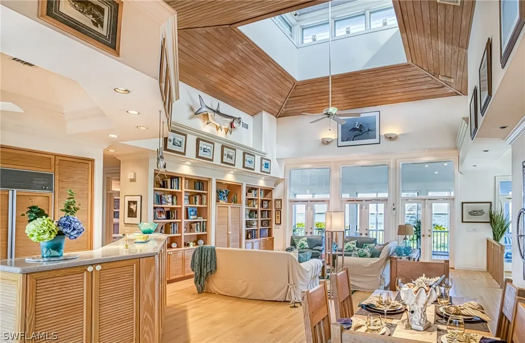 1349 Bay Drive Sanibel FL 33957